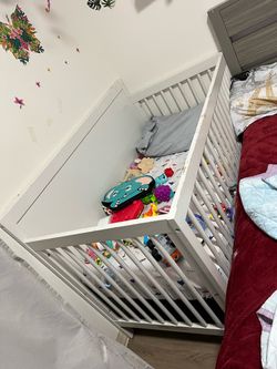 White wooden crib