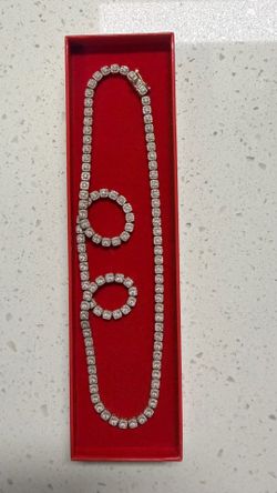 10K Gold Diamond Necklace