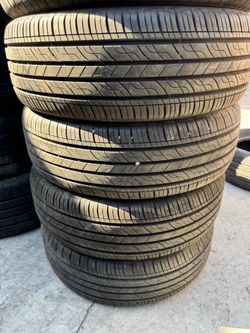 225/60r16 Kuhmo tires en excelentes condiciones de vida las 4
