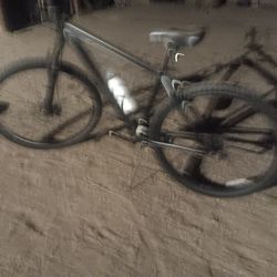 29" Mongoose Mountain Bike 