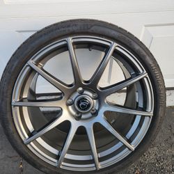 Used Forgestar CF10, Deep Concave With Gloss Anthracite Finish Rims/ Used Bridgestone Turanza T005 Tire For Sale