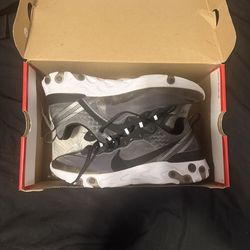 Nike element 87 size 8 new