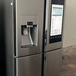 Refrigerator Samsung Family Hub 