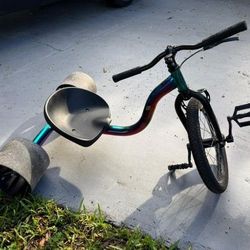 Tricycle