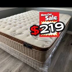 Queen Organic Cloud Edition Europillow Top 12inch Matres!!