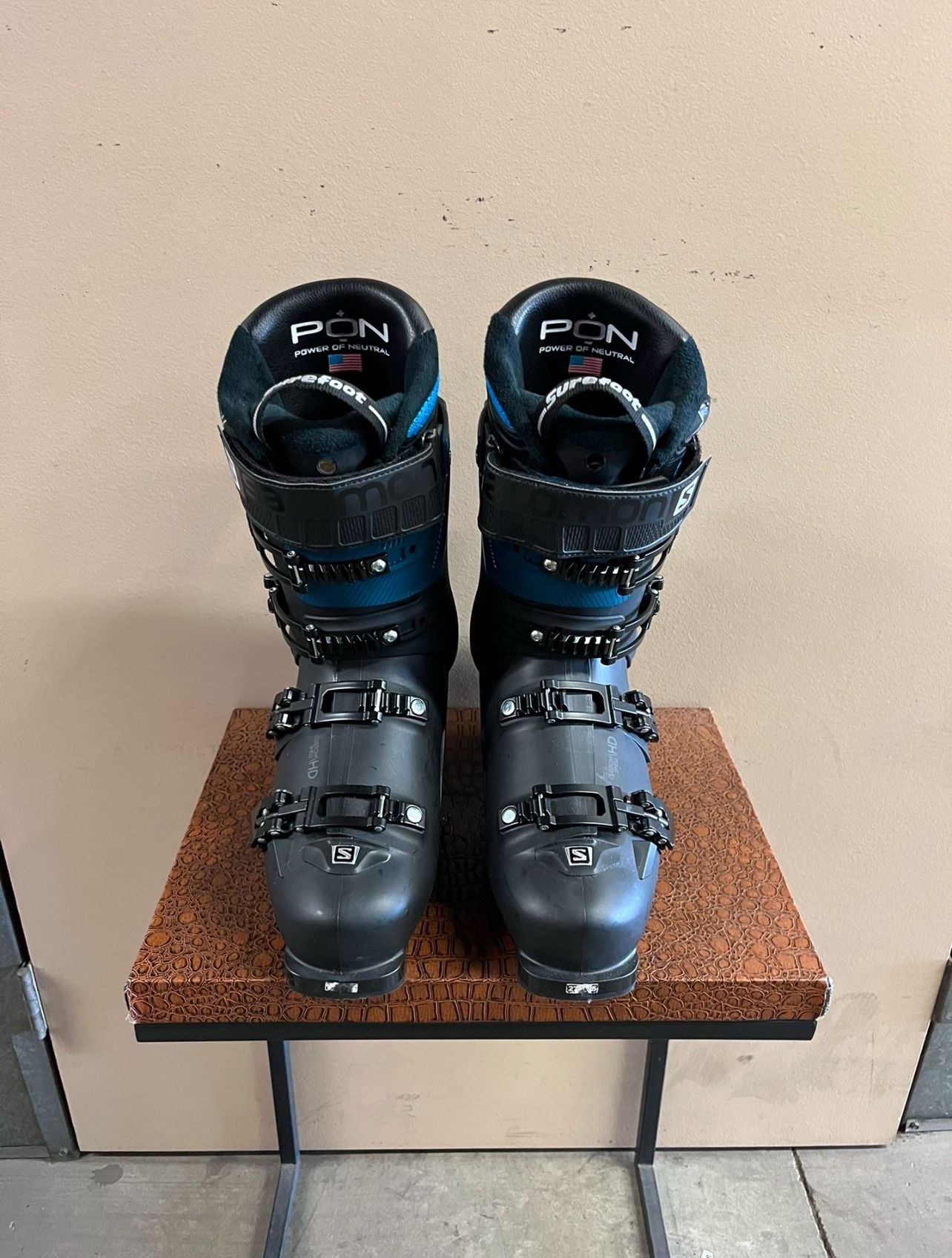 SALOMON S/MAX 120 GRIPWALK SKI BOOTS MEN'S 2022 9 - 9 1/2 SKI BOOTS Mondo 27-27.5