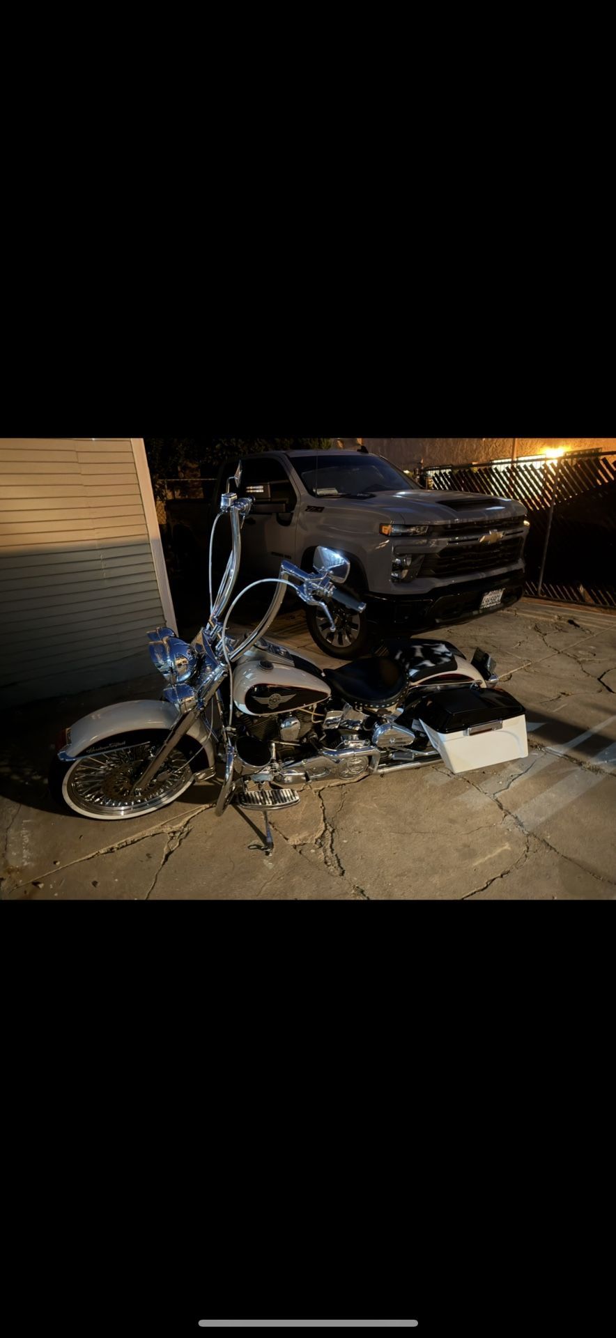Harley Davidson Heritage Softail Cow Glide