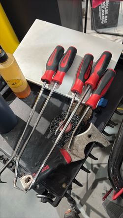Snap on picks