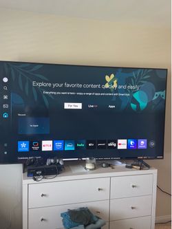 Samsung 75” 4K Smart TV (2024) - Like New, 7 Months Old - UN75DU7200B
