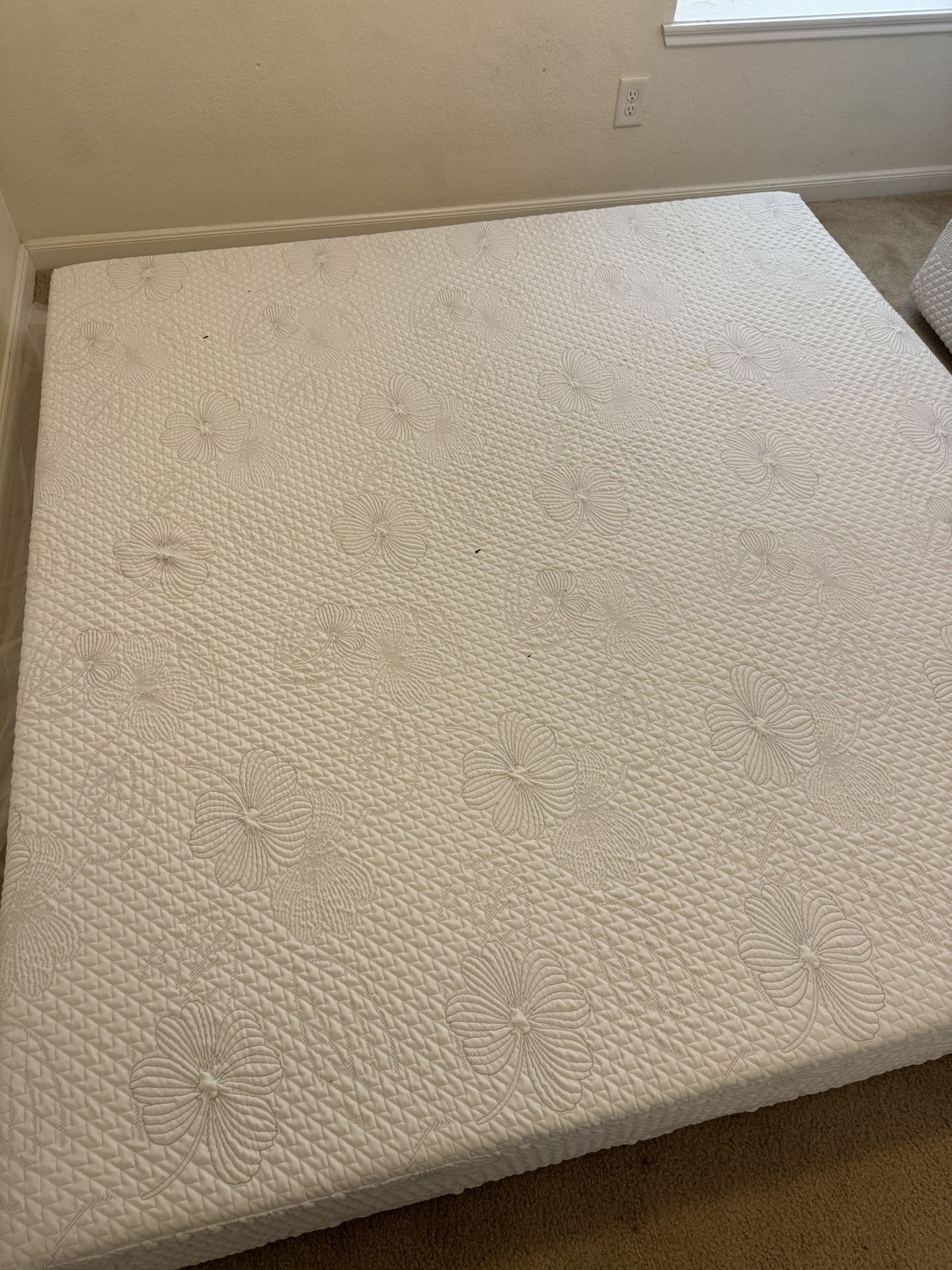 Brand New King And Queen Mattresses