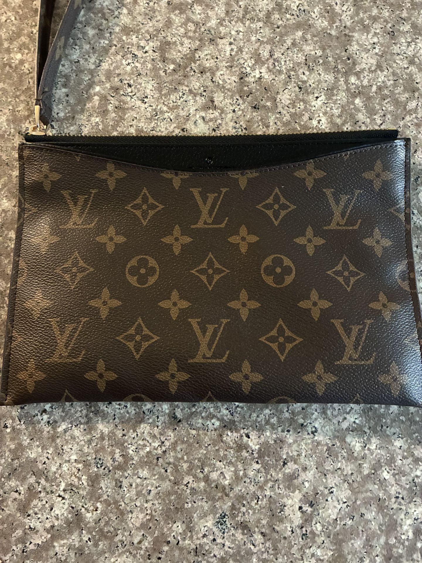 Cartera Luis Vuitton Color Café