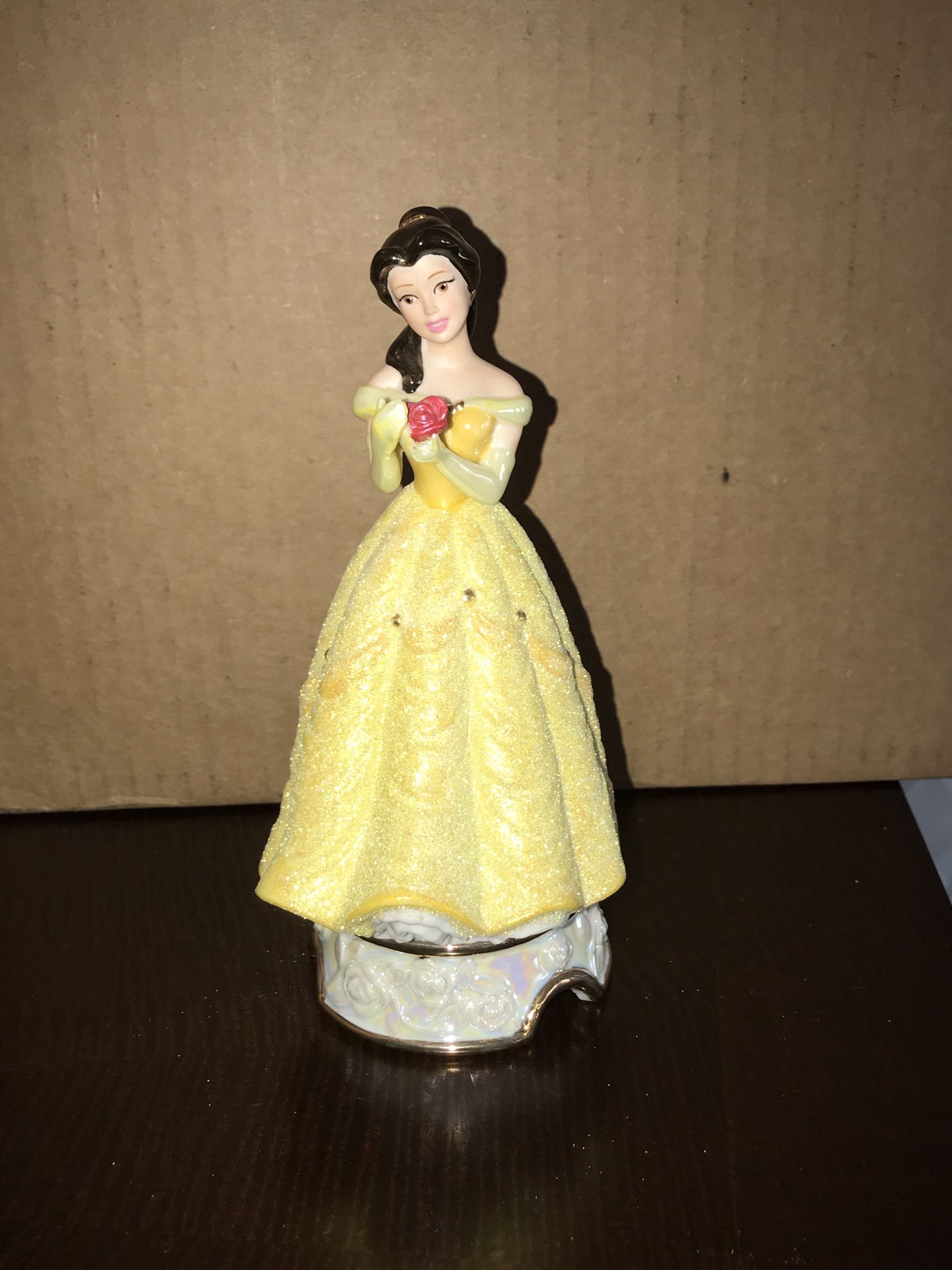 Disney BELLE Beauty & The Beast Ceramic Porcelain Figurine with Rose