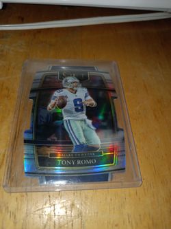 2021 select football tony romo prizm concourse die cut.