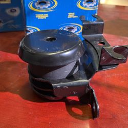 Engine Mount Dodge /Plymouth