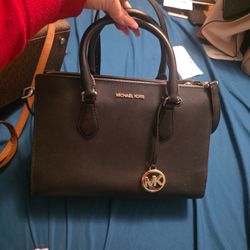 Used twice smoke free no pet home