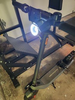KQI2 PRO Electric Scooter