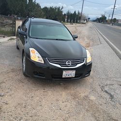 2012 Nissan Altima 25
