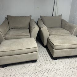 2 Oversized Chairs With Ottomans