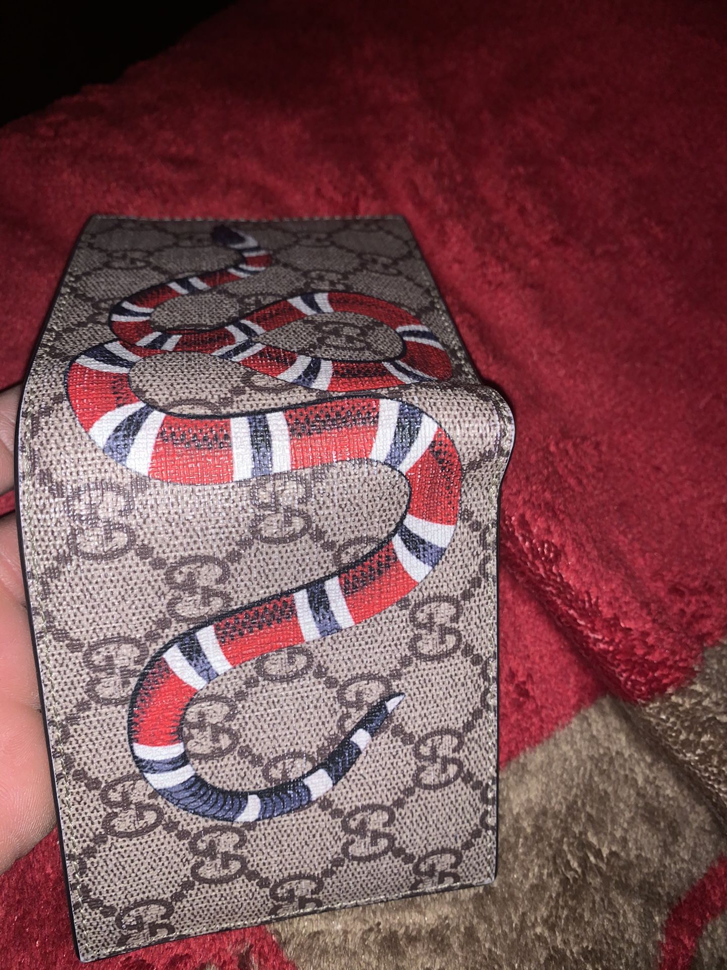 Gucci GG SUPREME Snake Wallet
