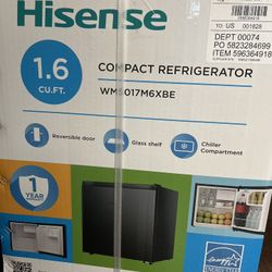 Hisense Mini Fridge