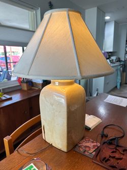Ceramic lamp