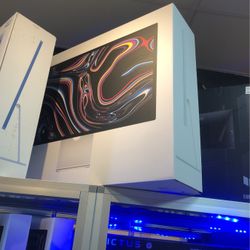 27inch Studio Display