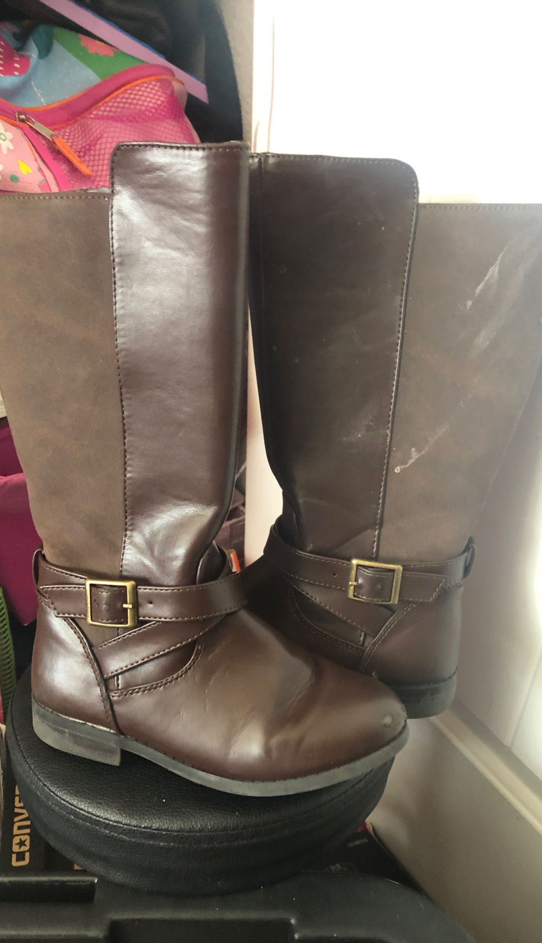 Girl boots size 13