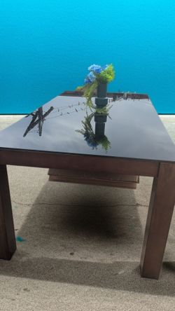 casana furniture company 8 person dinning table
