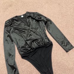 New Small Black Stretchy Bodysuit Top Blouse 