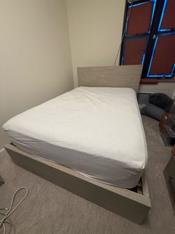 Pottery Barn BedFrame & Nightstand (full)