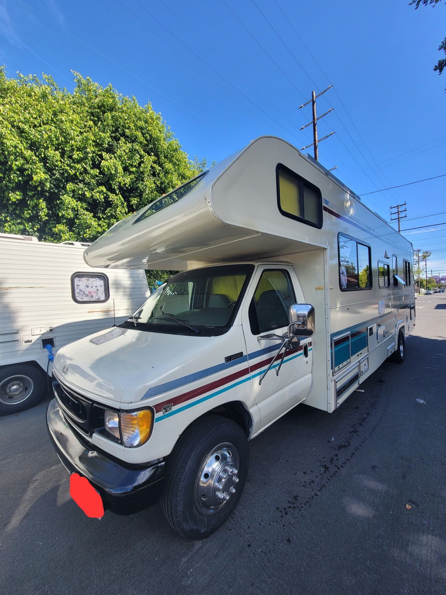 Motorhome Ford Tioga for Sale in Los Angeles, CA - OfferUp