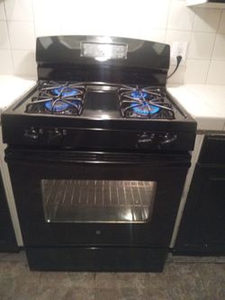 GE Stove