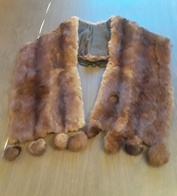 VINTAGE GENUINE FUR SCARF / SHAWL