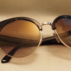 👍yes still available 👍 Tom ford TF 608 52G Alissa-02 Sunglasses.🕶️👇read Description Below 👇 