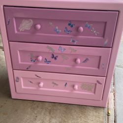 Children’s Dresser 