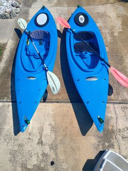 To kayaks with paddles
