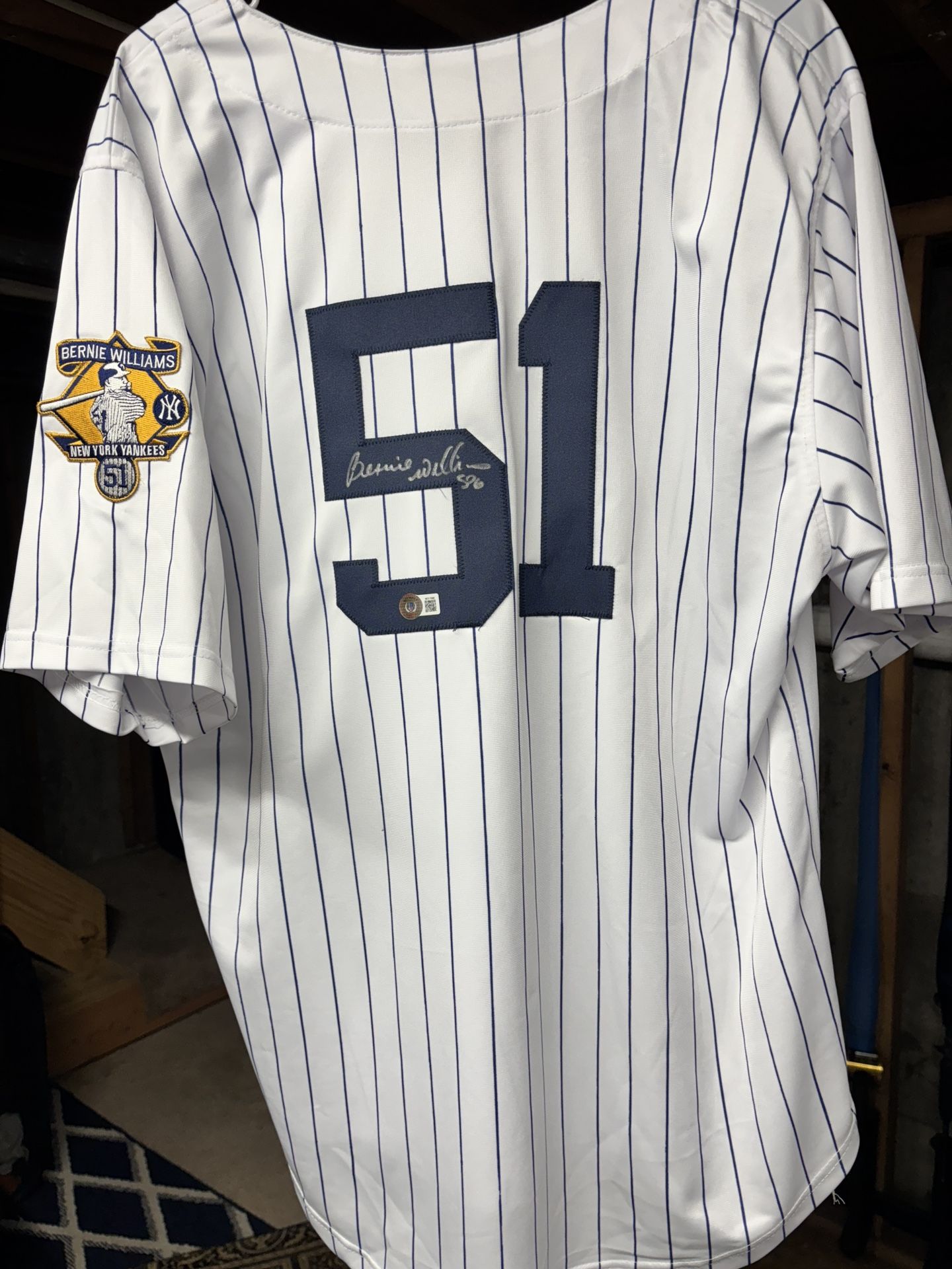 Bernie Williams Signed Jersey With COA