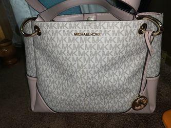 Micheal Kors Purse