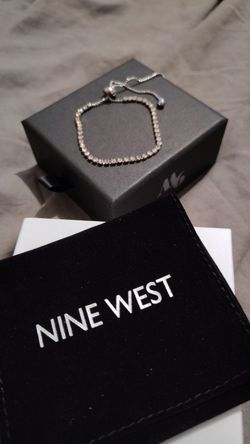 Nice West Woman Dazzling Bracelet Great For Mothers Day