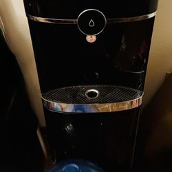 Water Dispenser, Electronic Digital One Year Old Brand New Condition