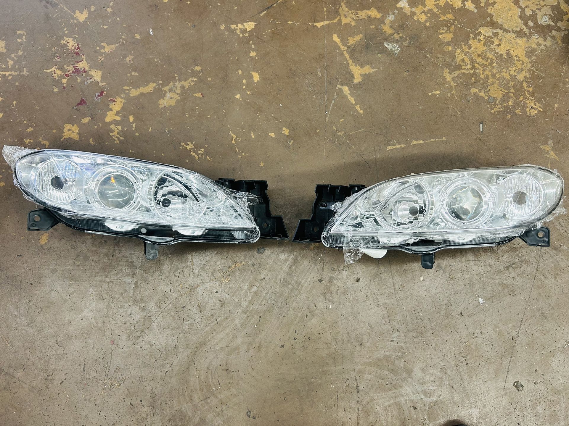 Mazda 2004-2009 headlights