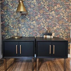 🖤 Mid-Century Style Black Nightstands – Pair