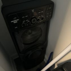 Speaker With Microphone 