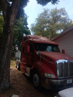 2004 Semi Truck