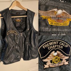 Vintage Harley Davidson Fremont Ca. Chapter Graphic Woman’s Leather Vest Very Nice Condition Size XL 