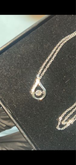 Silver necklace with pendant
