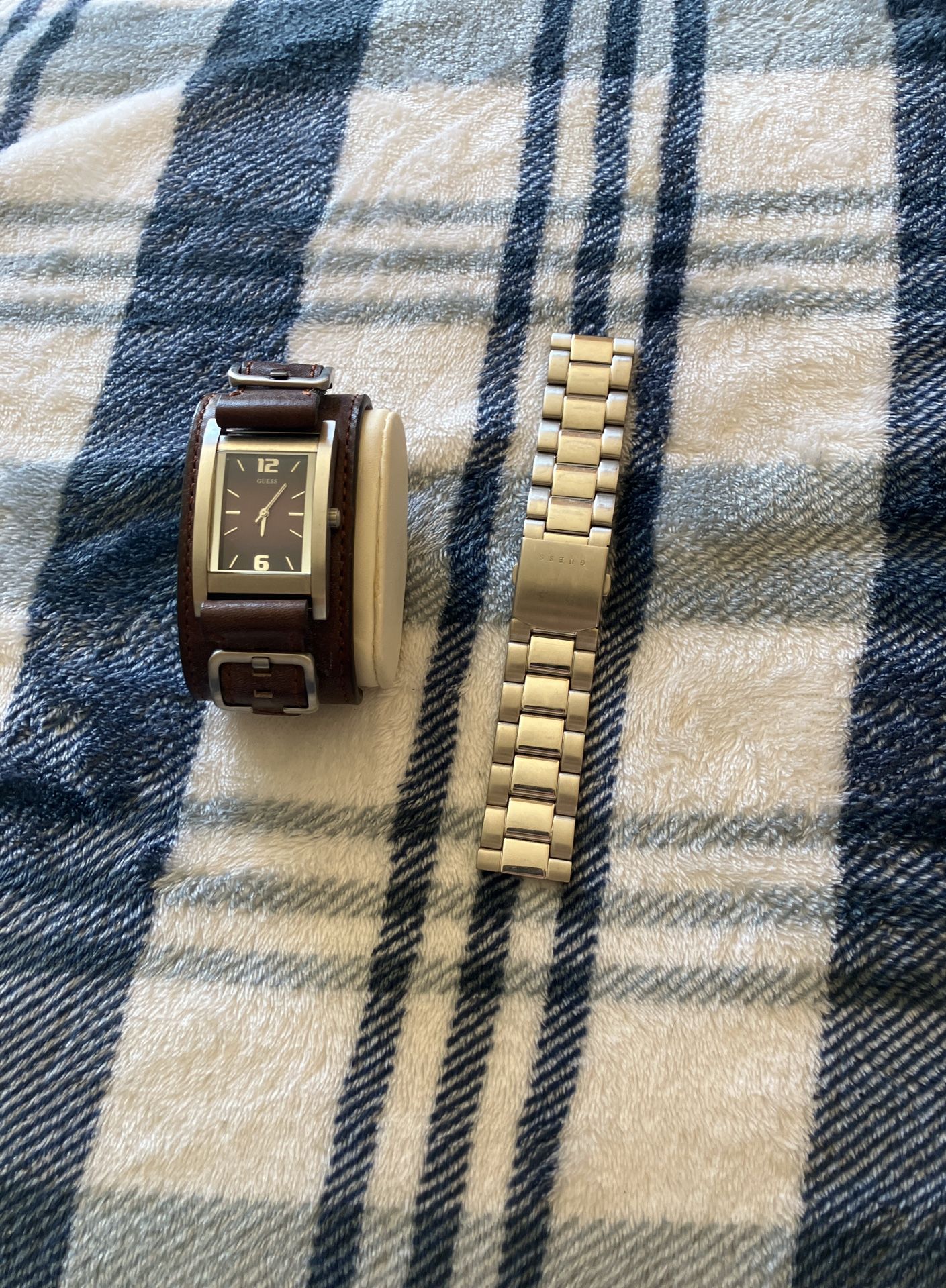 Guess Watch