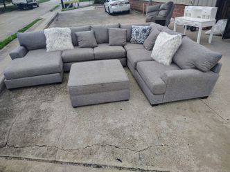 Huge Gray Sectional USED IN SHOWROOM ONLY