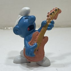 Smurf’s With Guitar