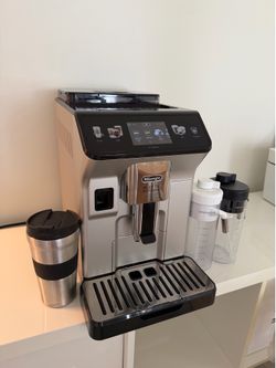 De’Longhi Eletta Explore Fully Automatic Espresso Machine Like New